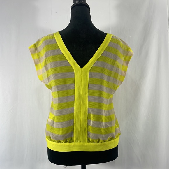 Bebe Neon Yellow & cream, V neck, tie waist band, Sheer, small - Picture 4 of 9